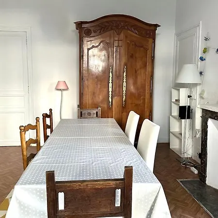 Dom wakacyjny Maison A A 2 Min De La